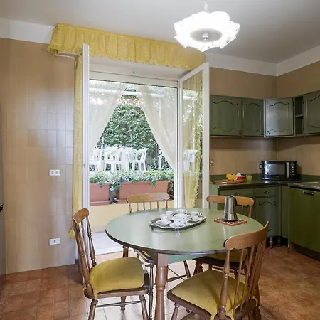 Portosole Roomy Garden Flat סנרמו