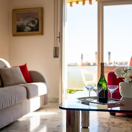 Portosole Roomy Garden Flat * Sanremo