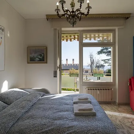 Apartmán Portosole Roomy Garden Flat *